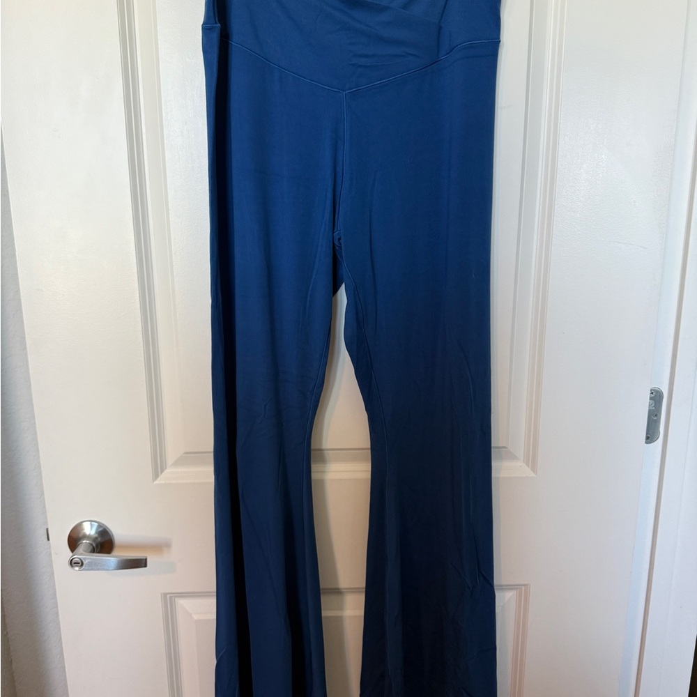 OFFLINE aerie xxl flared leggings